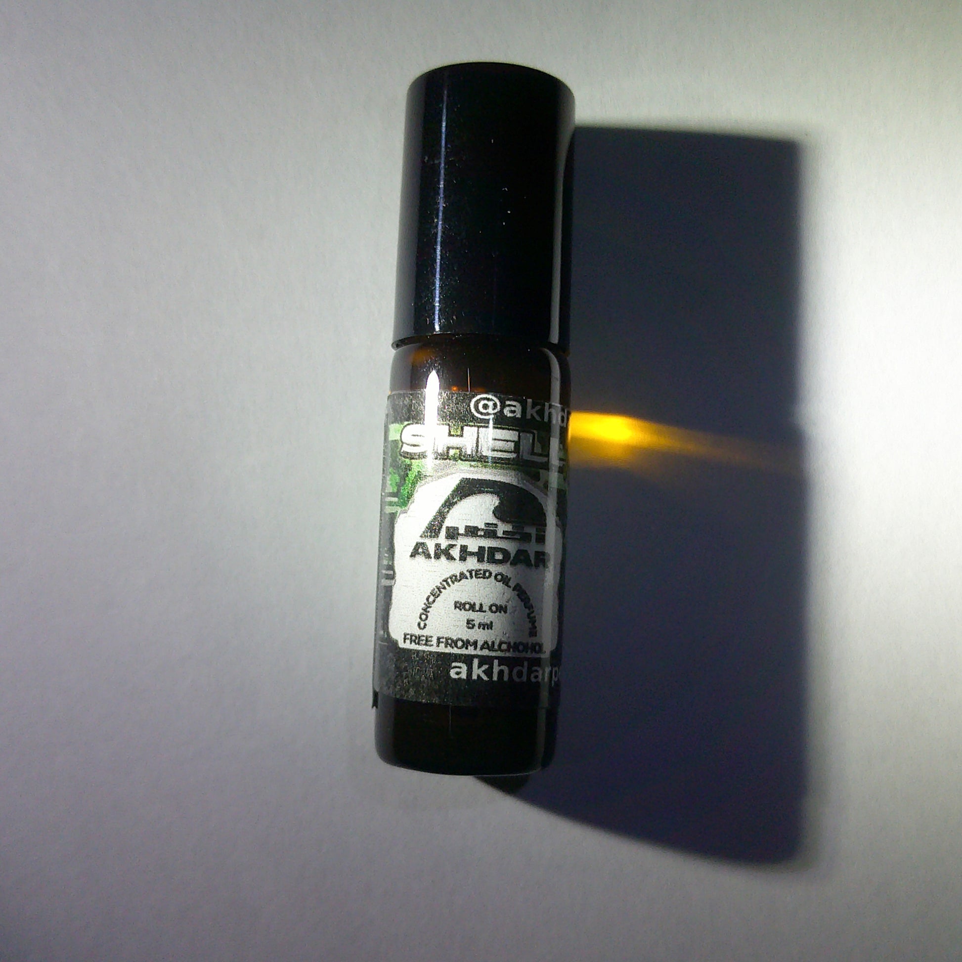 Shell v2 For Men - Perfume Oil (5 mL Roll-On)